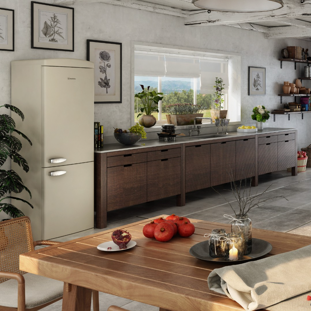 Meireles Retro Freestanding Fridge - The Gas Boys