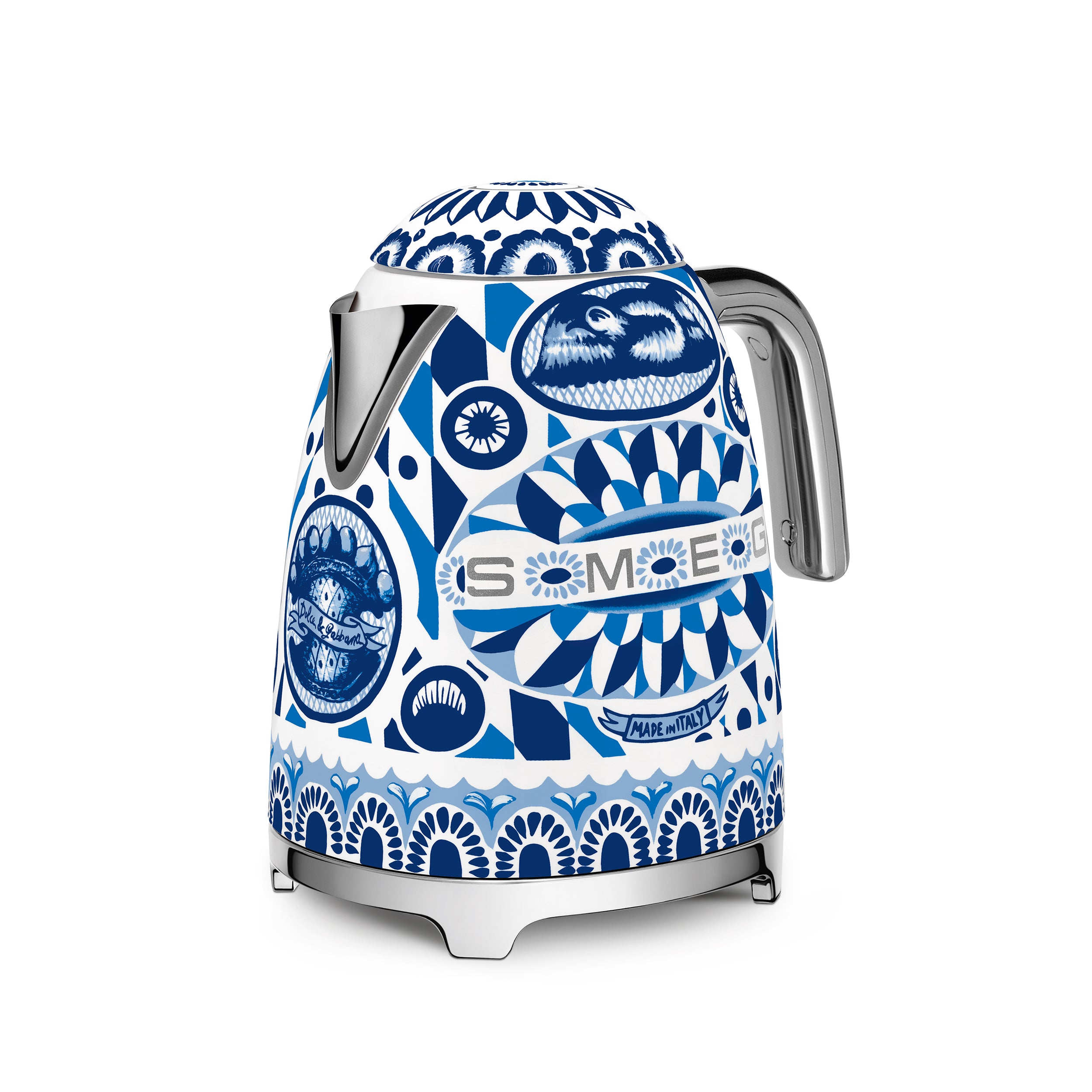Smeg Dolce & Gabbana Blu Mediterraneo electric kettle with blue and white floral design, stainless steel handle and spout.