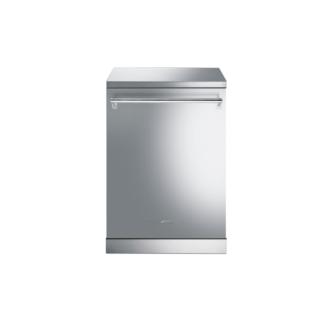 Classic 60 cm Smeg dishwasher with stainless steel finish, featuring control panel and sleek design for efficient kitchen cleaning.